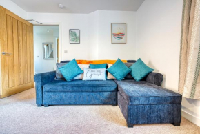 Large 5 Bed House near NEC, BHX AIRPORT, HS2, Private Parking